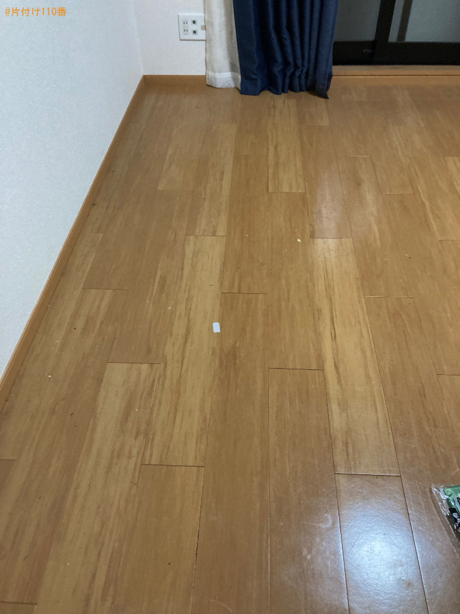 ウレタンマットレス、折り畳みベッド、二人掛けソファー等の回収